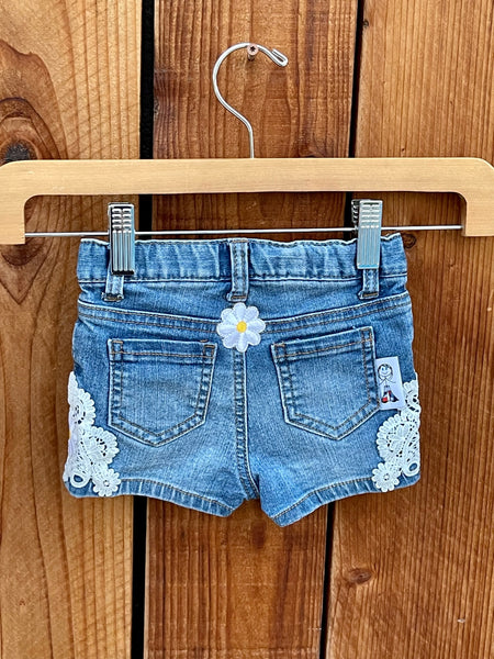 Girls Shorts White flowers and Lace Size 18 Months