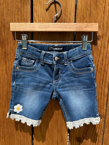 Girls shorts Jordache size 6 White daisy