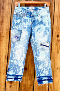ladies capris blue bees Size 2P