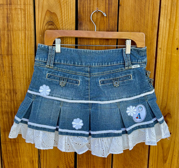 Ladies Skirt black and white size 29