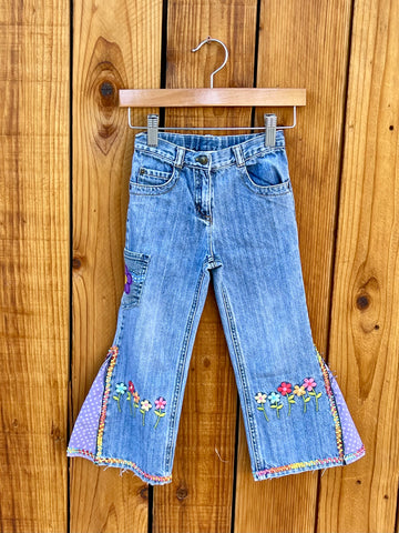 Girls Flare polka dot embroidered flowers Size 3T