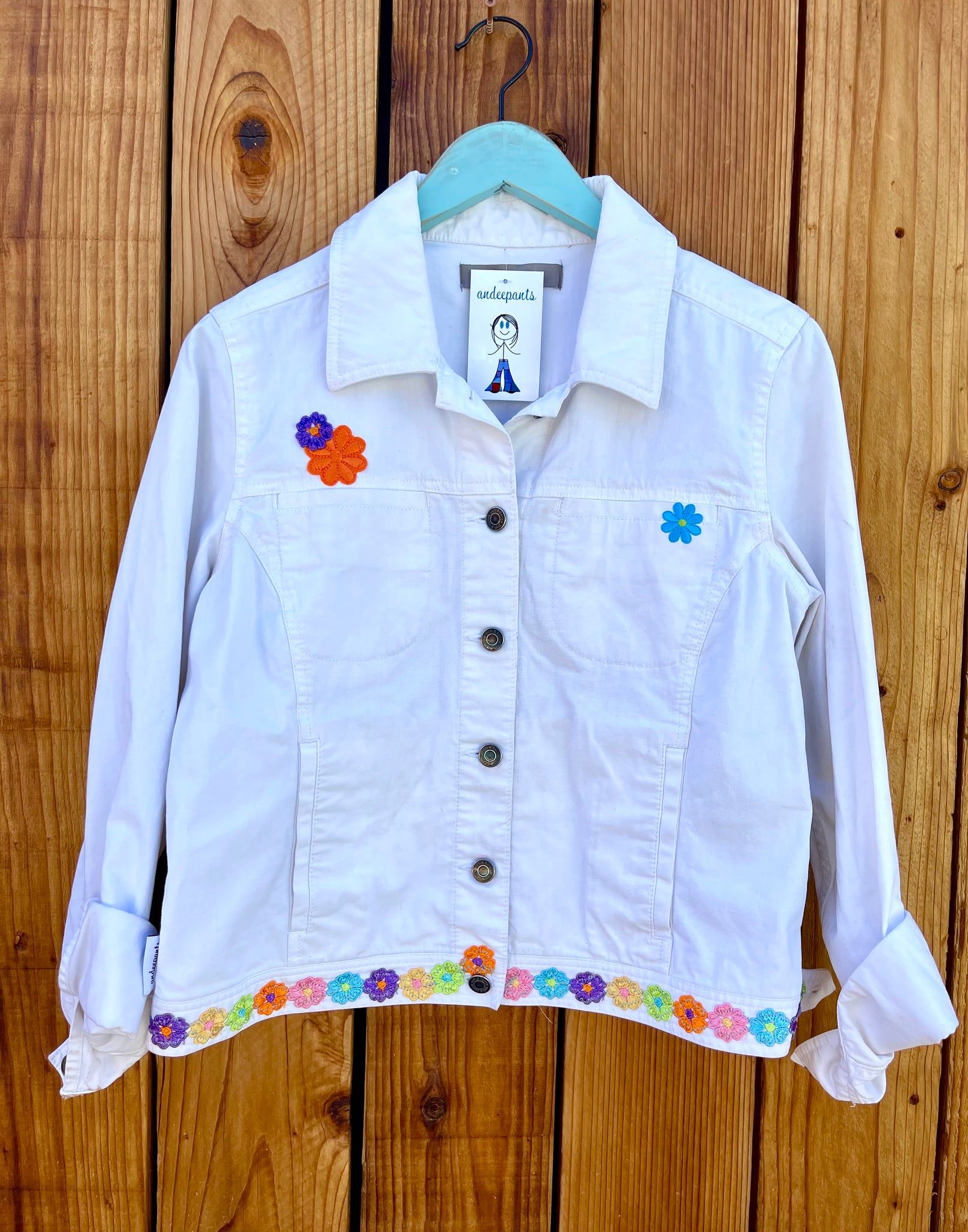 Ladies Jacket white unicorn squin patch Size 8