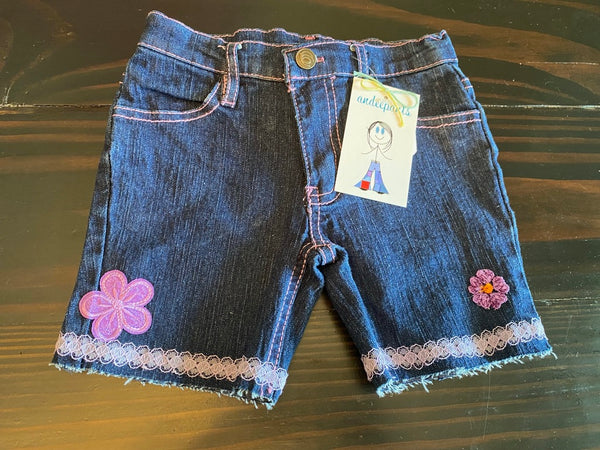 Girls shorts Purple Size 5/6